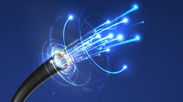 Differences Between Fiber and Cable